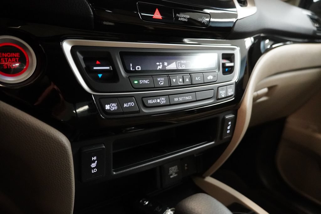 Used 2017 Honda Ridgeline RTL-E image 9
