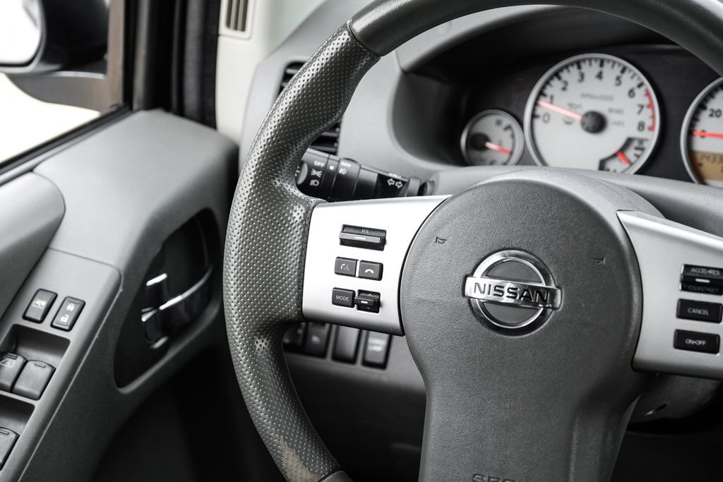 Used 2019 Nissan Frontier Desert Runner RWD image 13