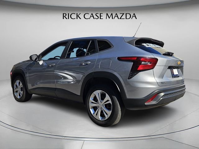 Used 2024 Chevrolet Trax LS image 7