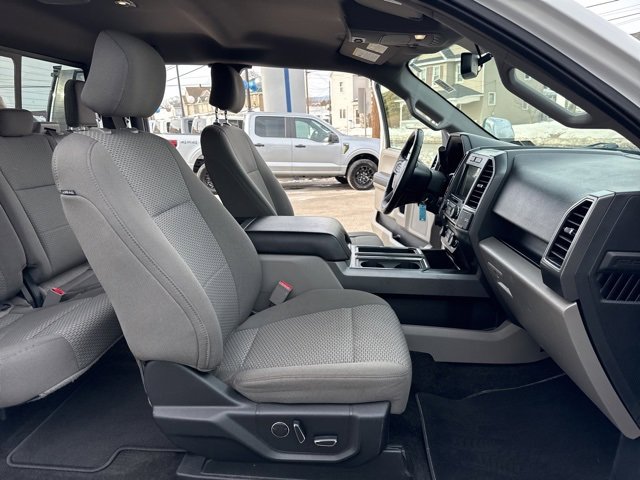 Used 2017 Ford F150 XLT w/ Equipment Group 302A Luxury image 35