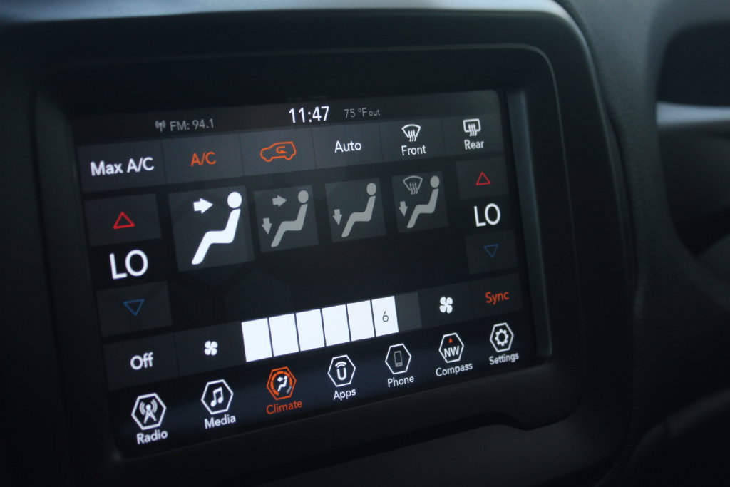 Used 2021 Jeep Renegade Sport FWD image 21