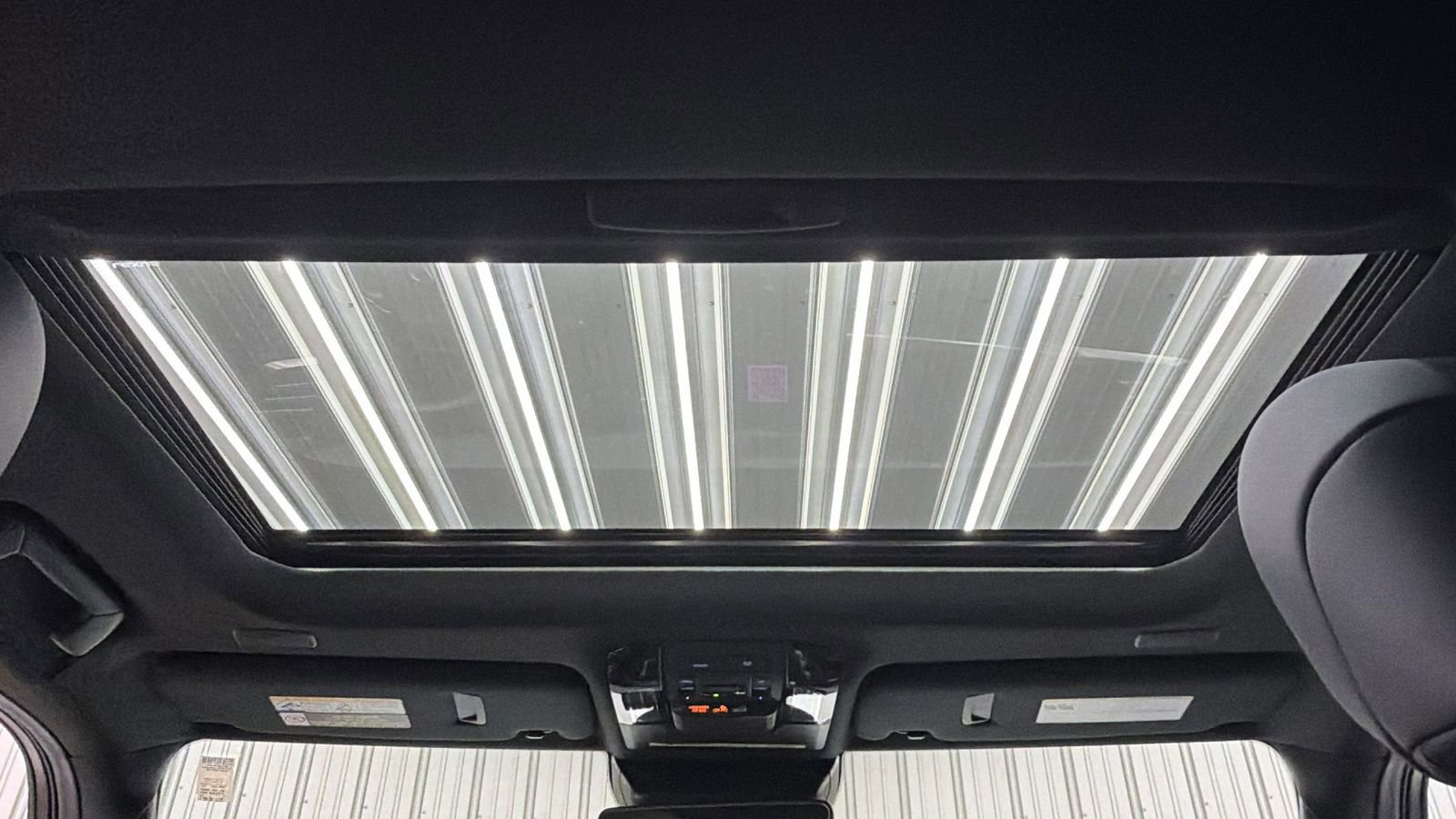 Used 2025 Lexus GX 550 w/ Accessory Package (Z1) image 33