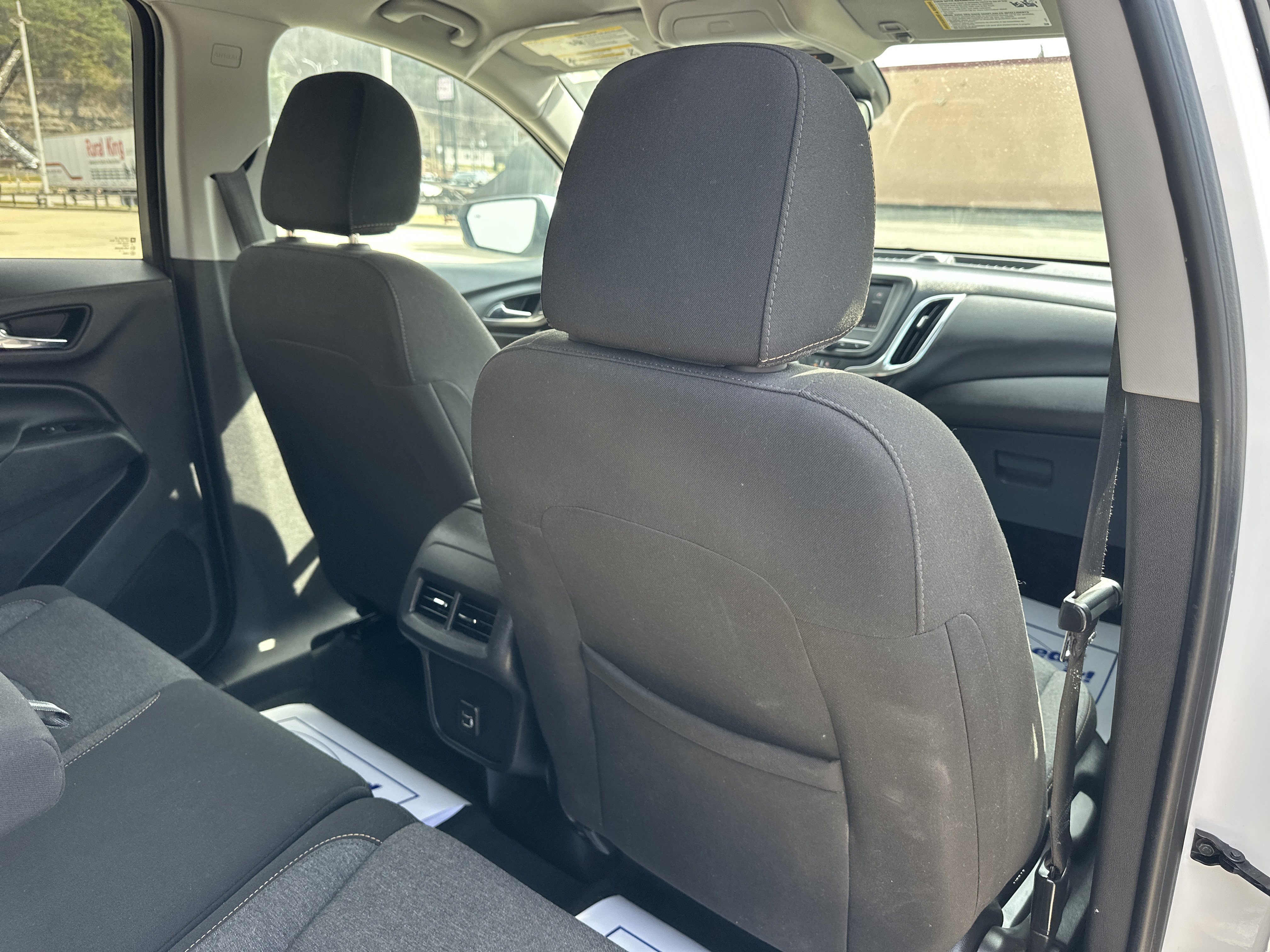 Used 2024 Chevrolet Equinox LT image 22