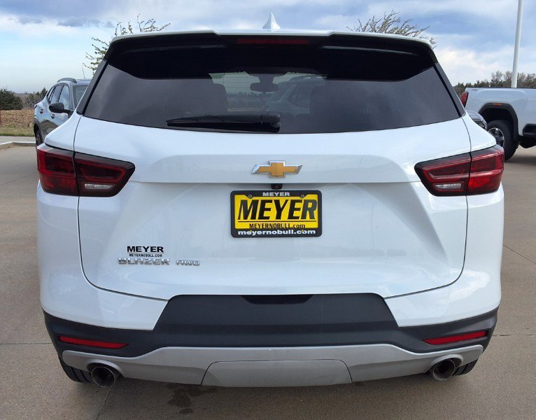 Used 2025 Chevrolet Blazer LT image 7