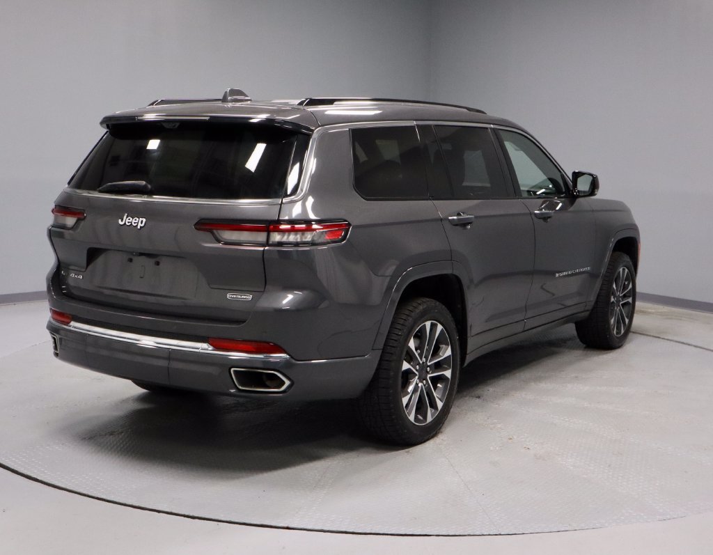 Used 2022 Jeep Grand Cherokee L Overland w/ Luxury Tech Group IV AWD/4WD image 11