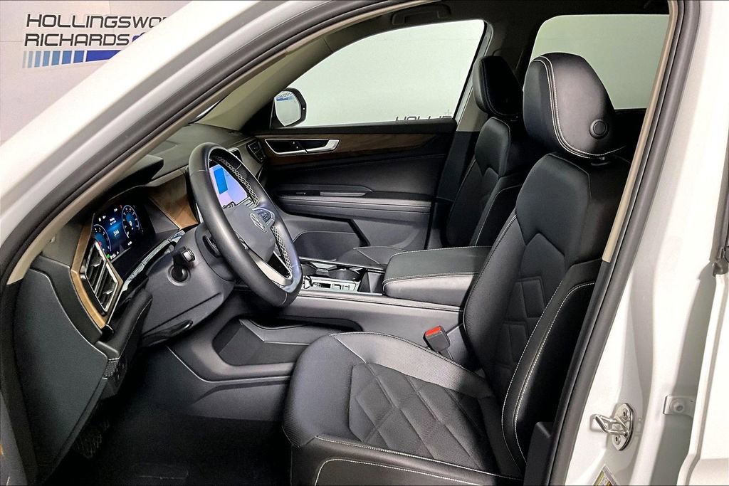 Used 2025 Volkswagen Atlas SE image 20