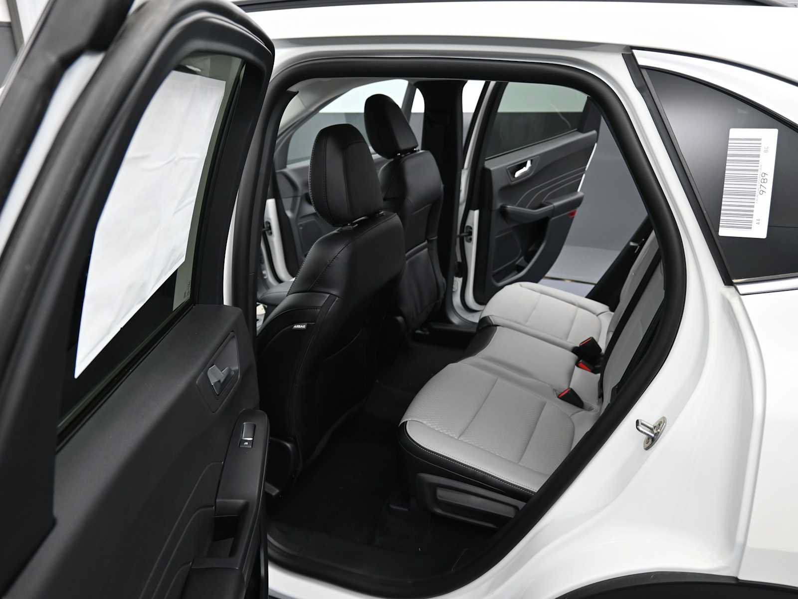 New 2025 Ford Escape SE FWD image 12