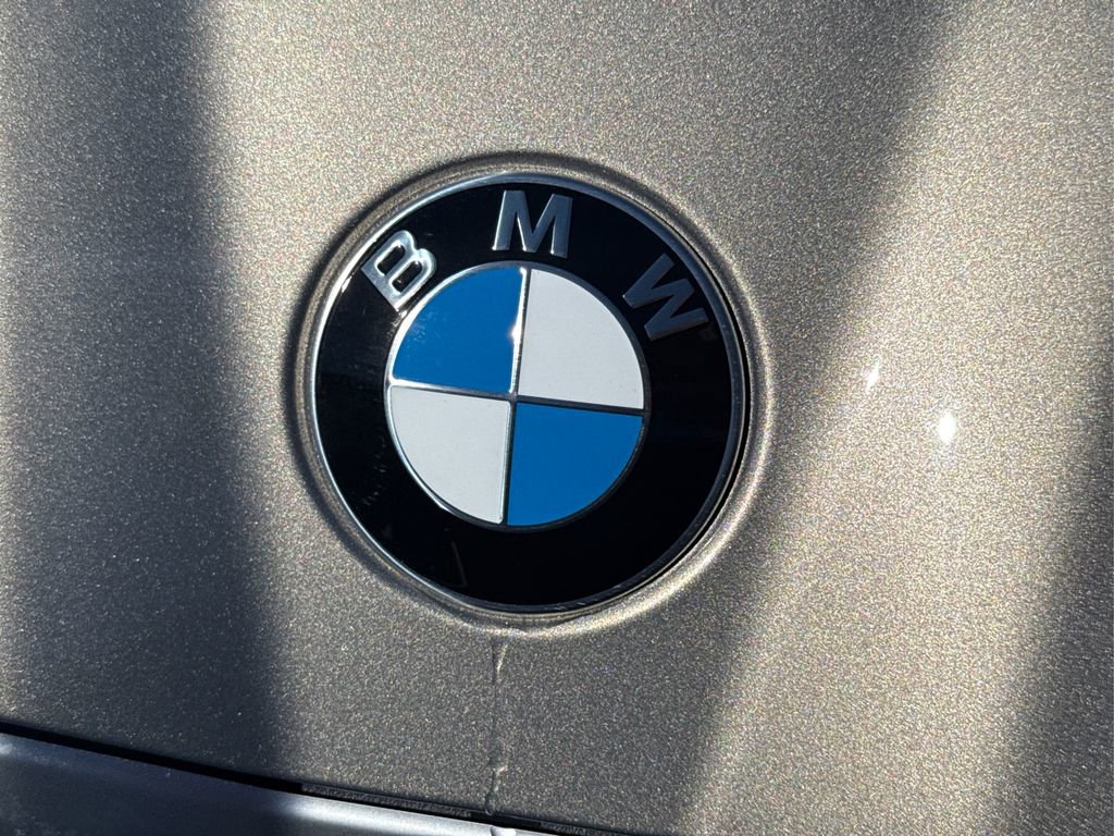 New 2026 BMW 530i xDrive w/ M Sport Package image 18
