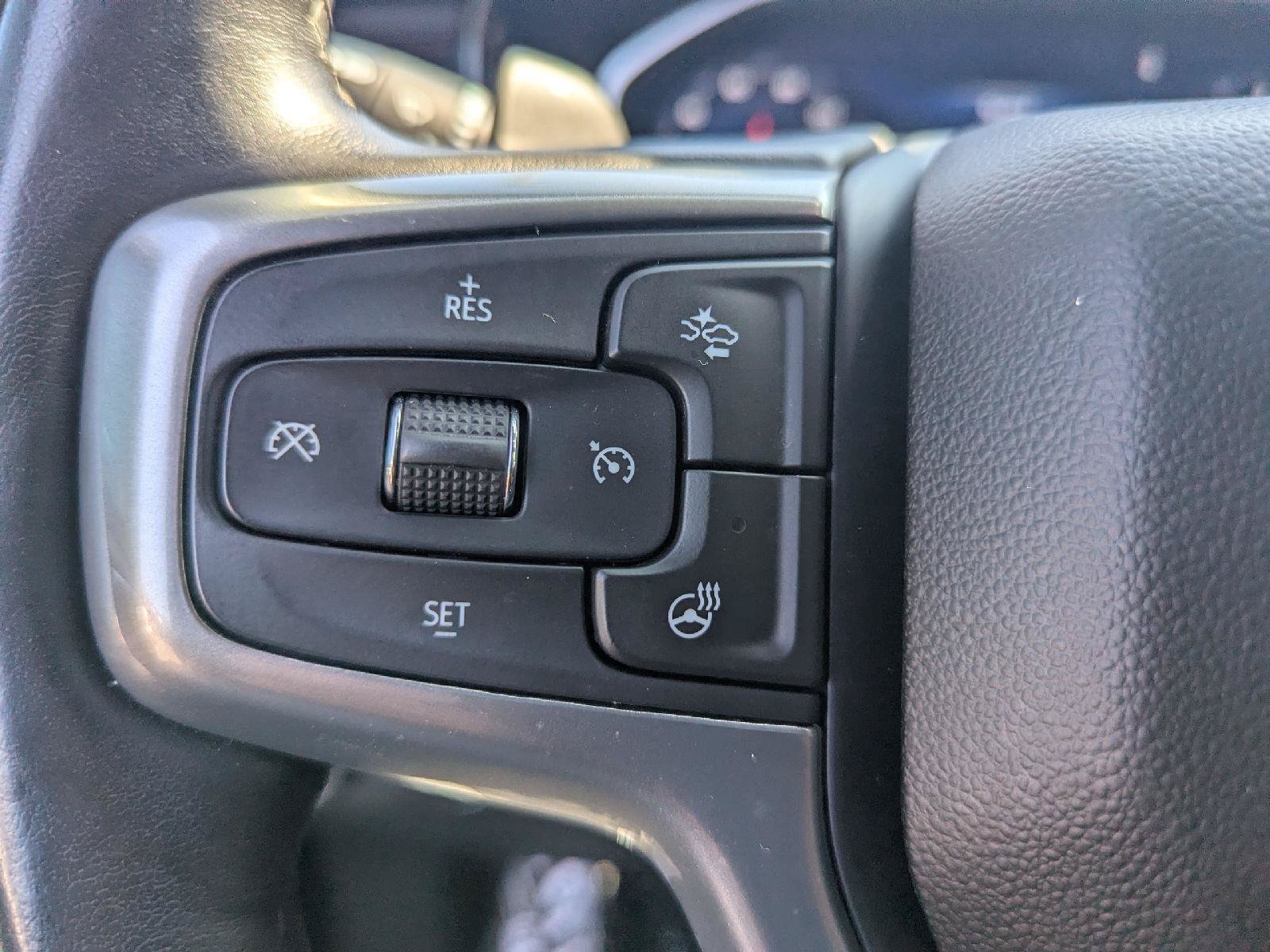 Used 2023 Chevrolet Silverado 1500 RST AWD/4WD image 18