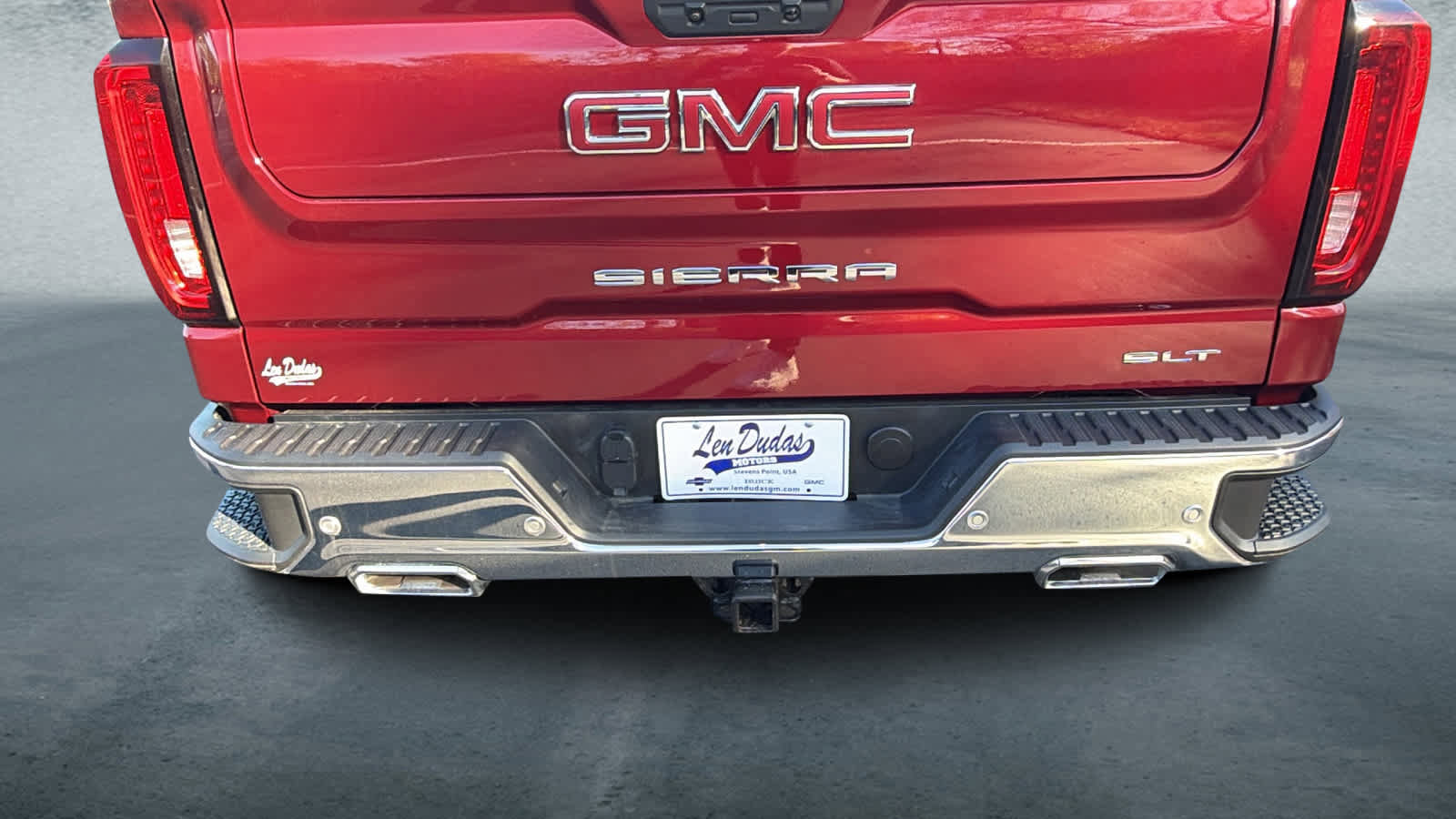 Used 2019 GMC Sierra 1500 SLT w/ SLT Premium Plus Package image 5