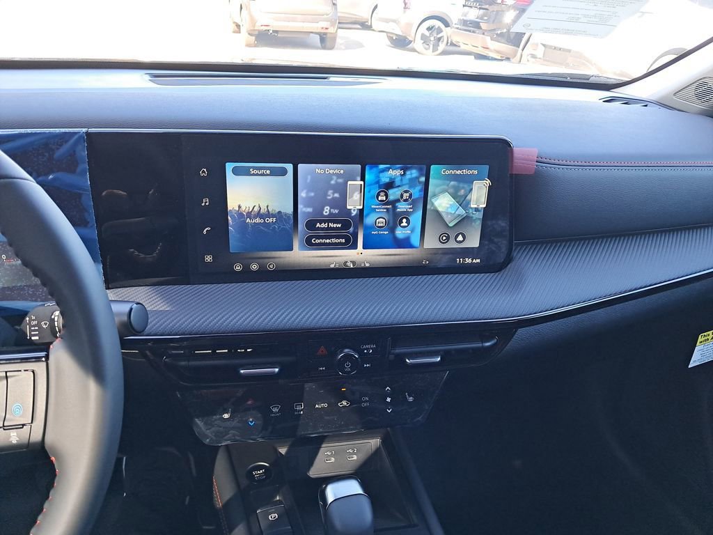 New 2026 Nissan Kicks SR w/ Cold Weather Package image 18