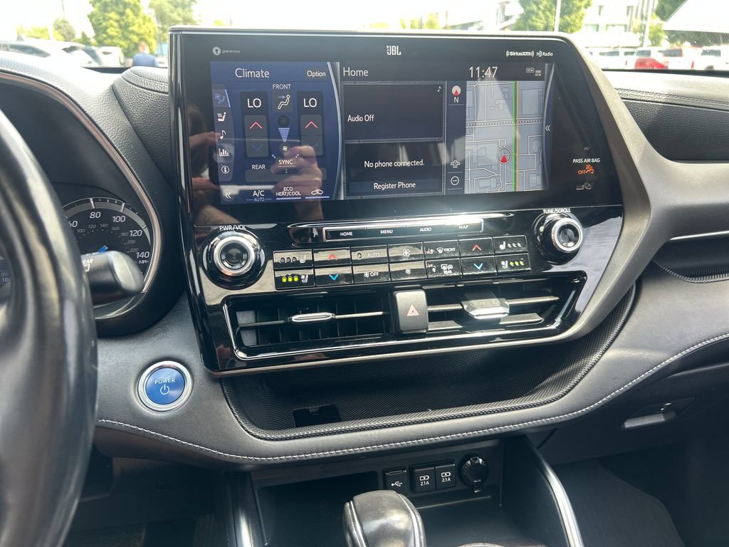 Certified 2021 Toyota Highlander Limited AWD/4WD image 20