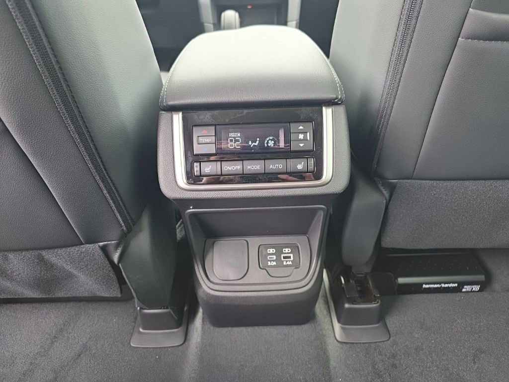 New 2026 Subaru Ascent Limited image 11