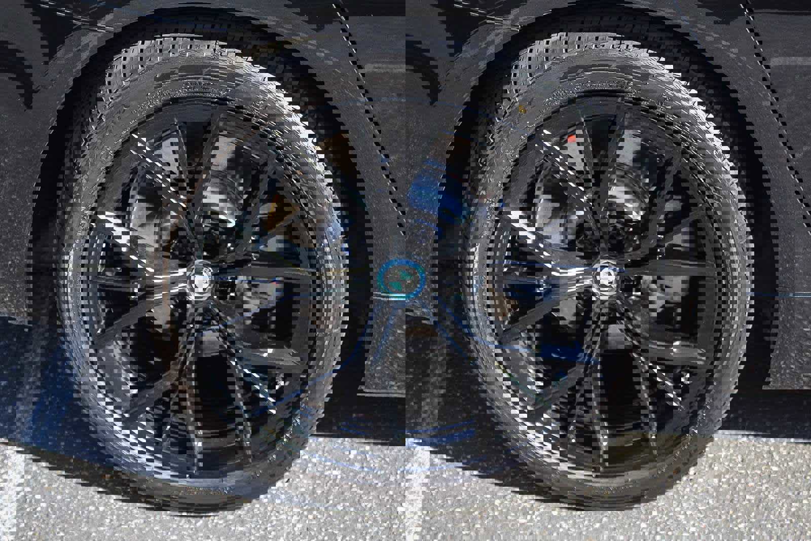 Used 2023 BMW 530e 530e w/ M Sport Package image 8