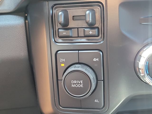 New 2026 Ford F350 Platinum w/ FX4 Off-Road Package AWD/4WD image 32