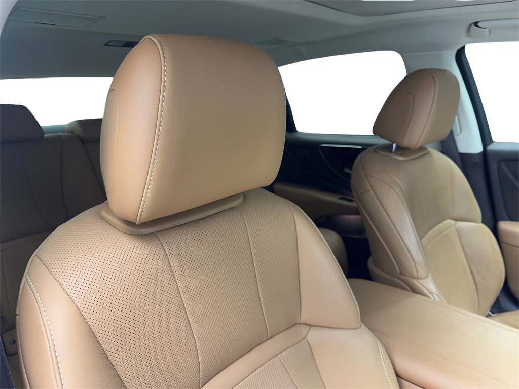 Used 2020 Lexus LS 500 image 45