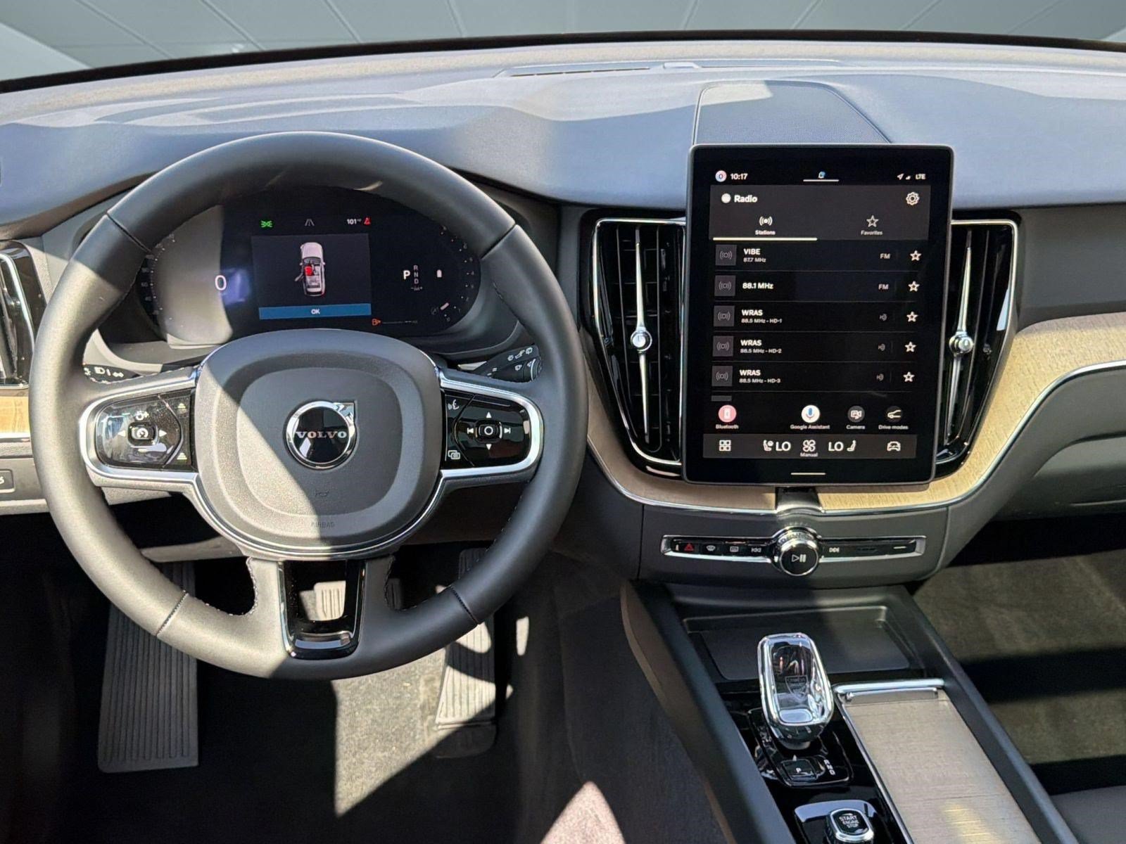 New 2026 Volvo XC60 B5 Plus w/ Climate Package AWD/4WD image 28