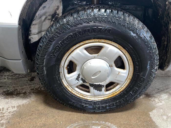 Used 2001 Ford Escape XLS image 19