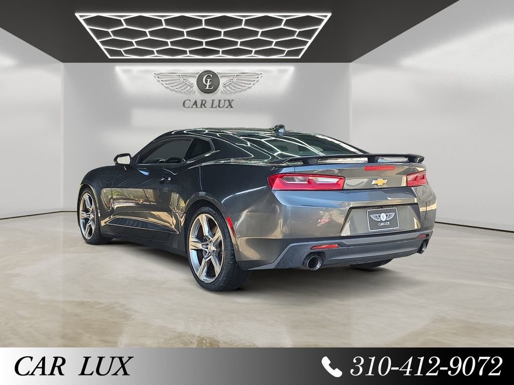 Used 2018 Chevrolet Camaro SS RWD image 3