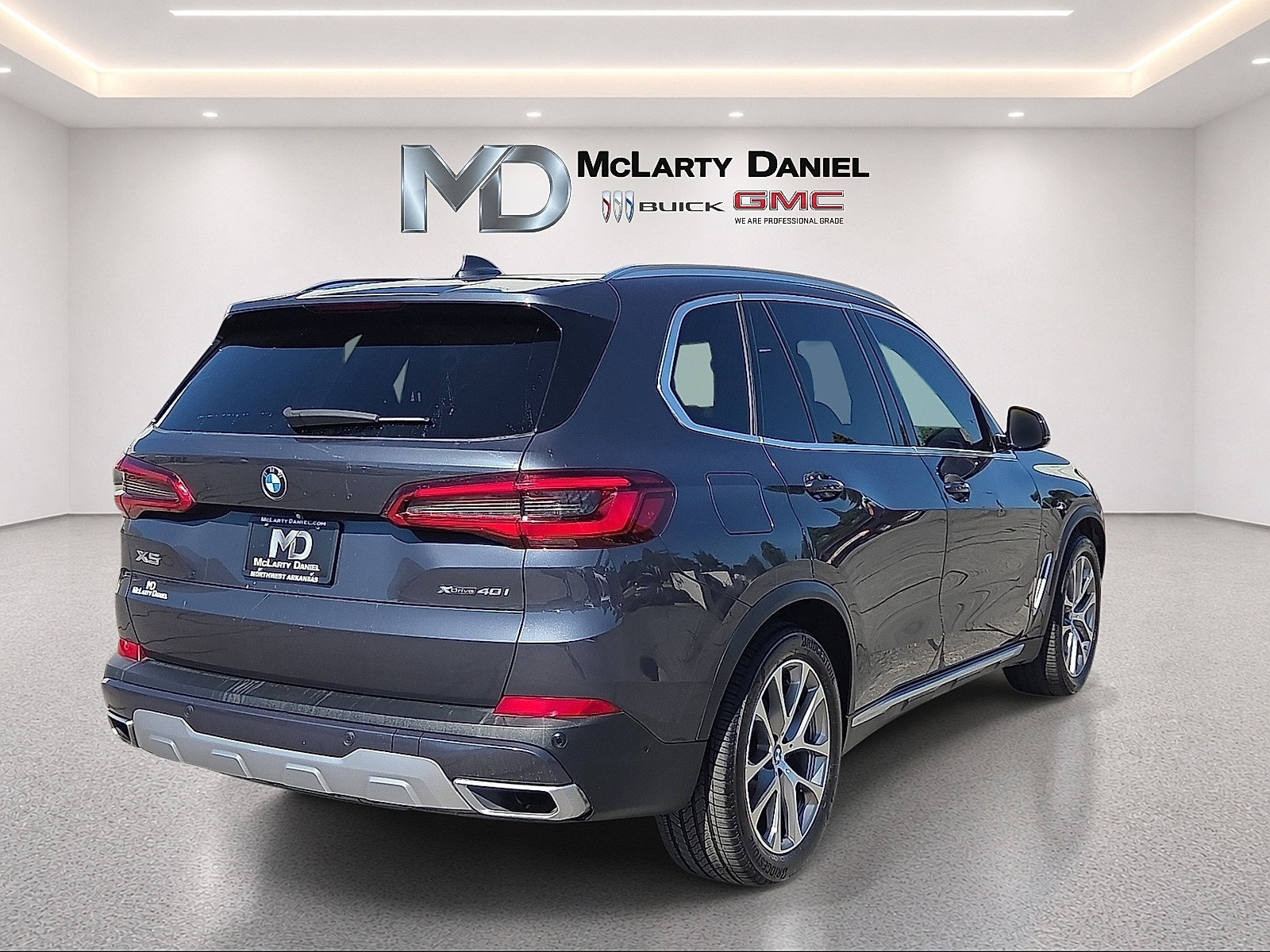 Used 2019 BMW X5 xDrive40i w/ Premium Package 2 AWD/4WD image 14