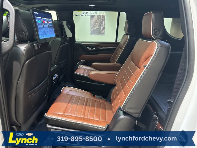 Used 2024 GMC Yukon XL Denali Ultimate AWD/4WD image 24