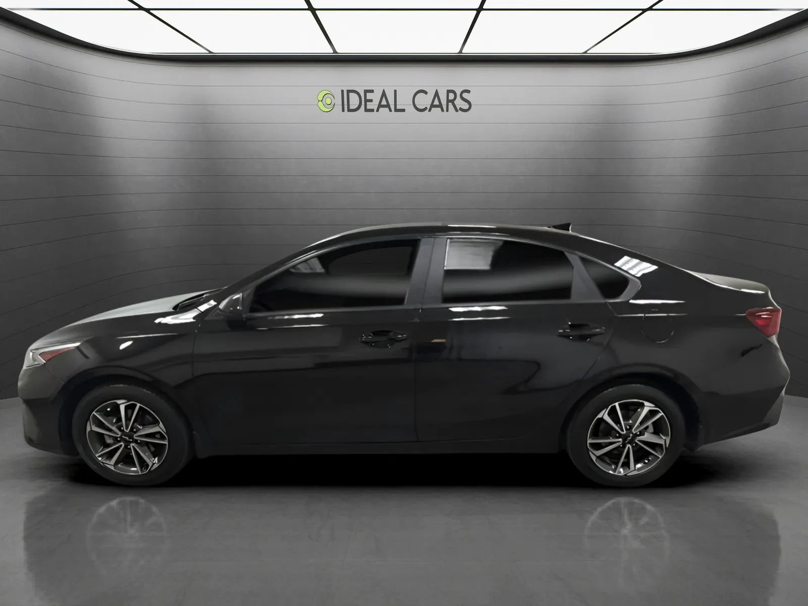 Used 2023 Kia Forte LXS FWD image 9