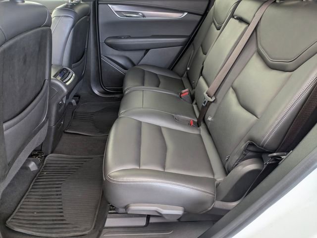 Used 2023 Cadillac XT6 Luxury image 32