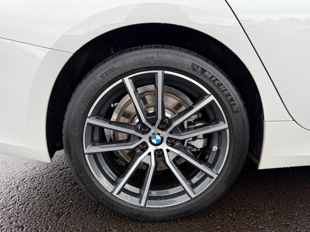 Used 2022 BMW 330i xDrive Sedan image 10