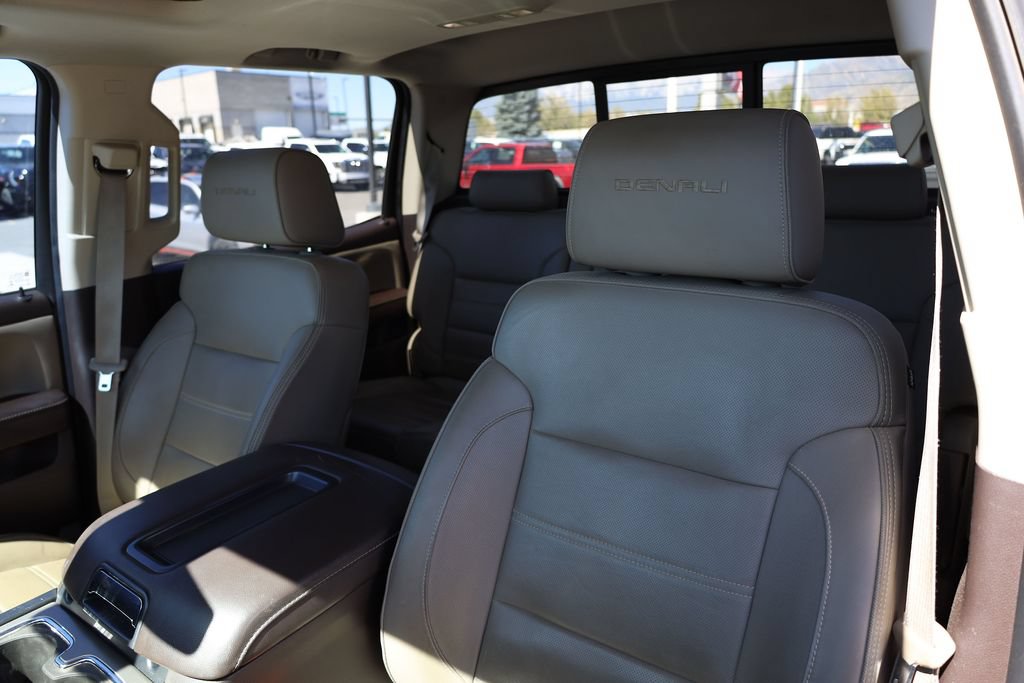 Used 2015 GMC Sierra 3500 Denali w/ Duramax Plus Package AWD/4WD image 16