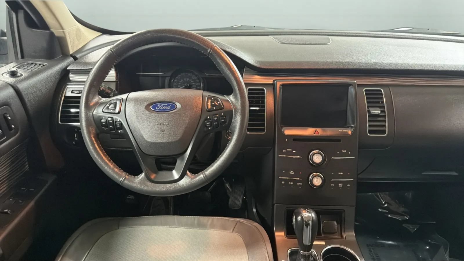 Used 2019 Ford Flex SEL w/ Equipment Group 202A FWD image 11
