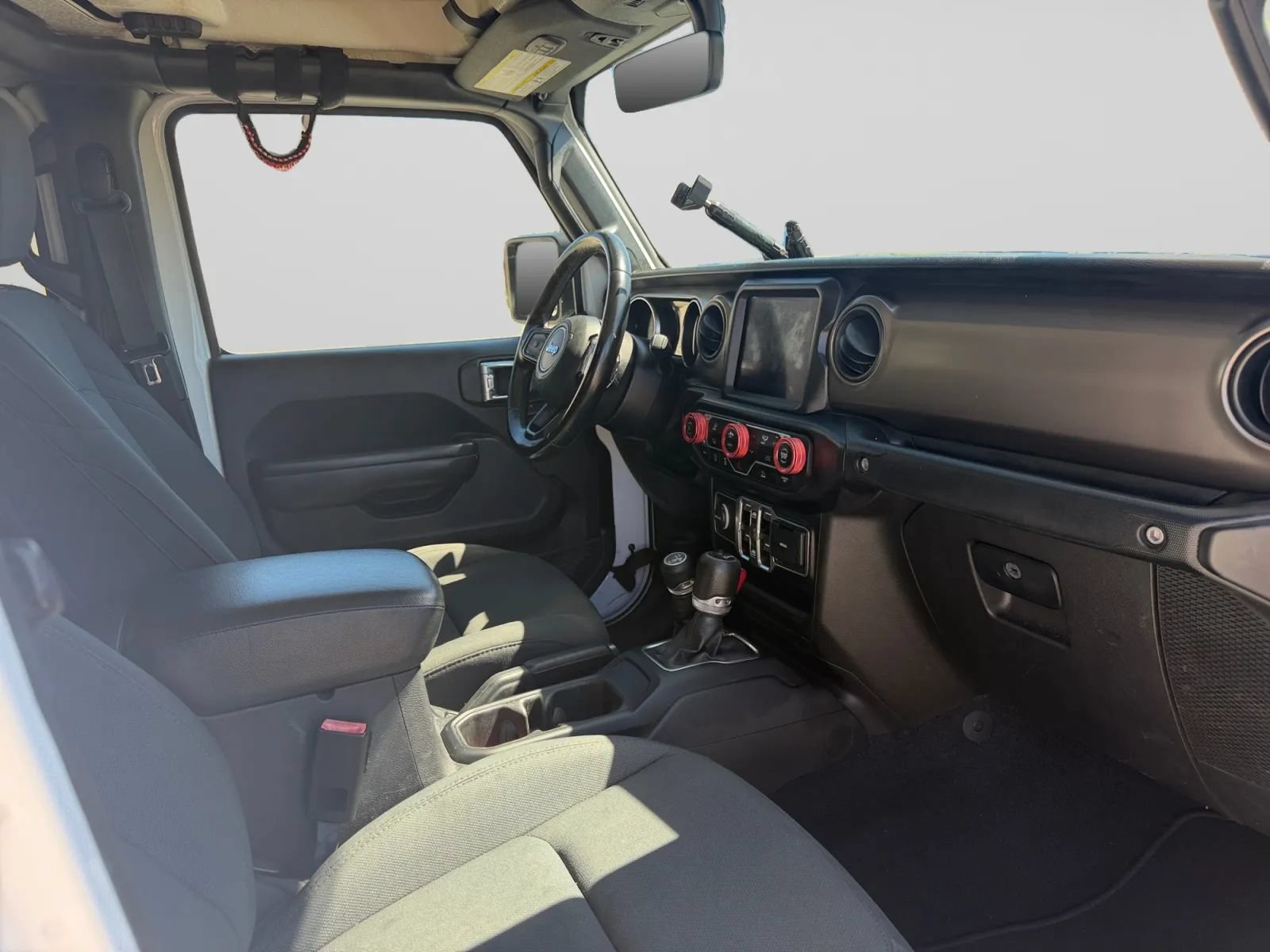 Used 2020 Jeep Gladiator Sport w/ Quick Order Package 24S AWD/4WD image 32