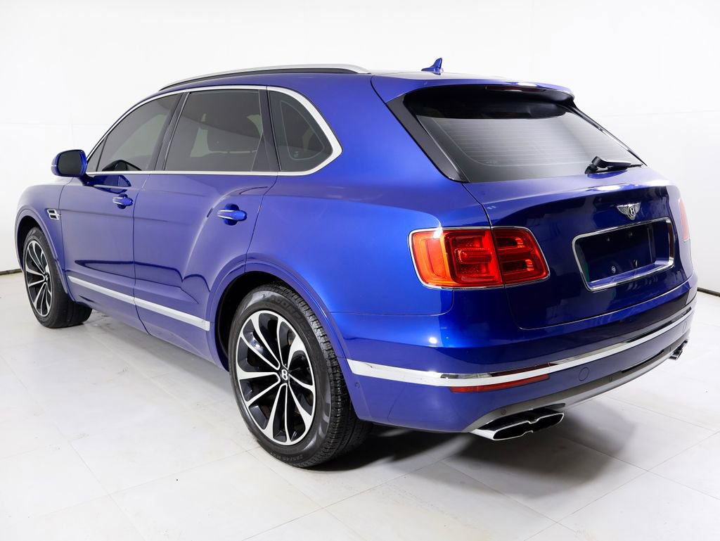 Used 2019 Bentley Bentayga image 3