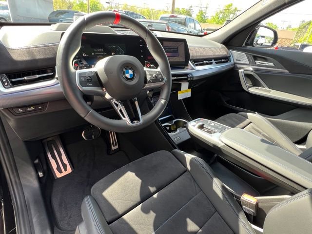 Used 2025 BMW X2 M35i AWD/4WD image 4