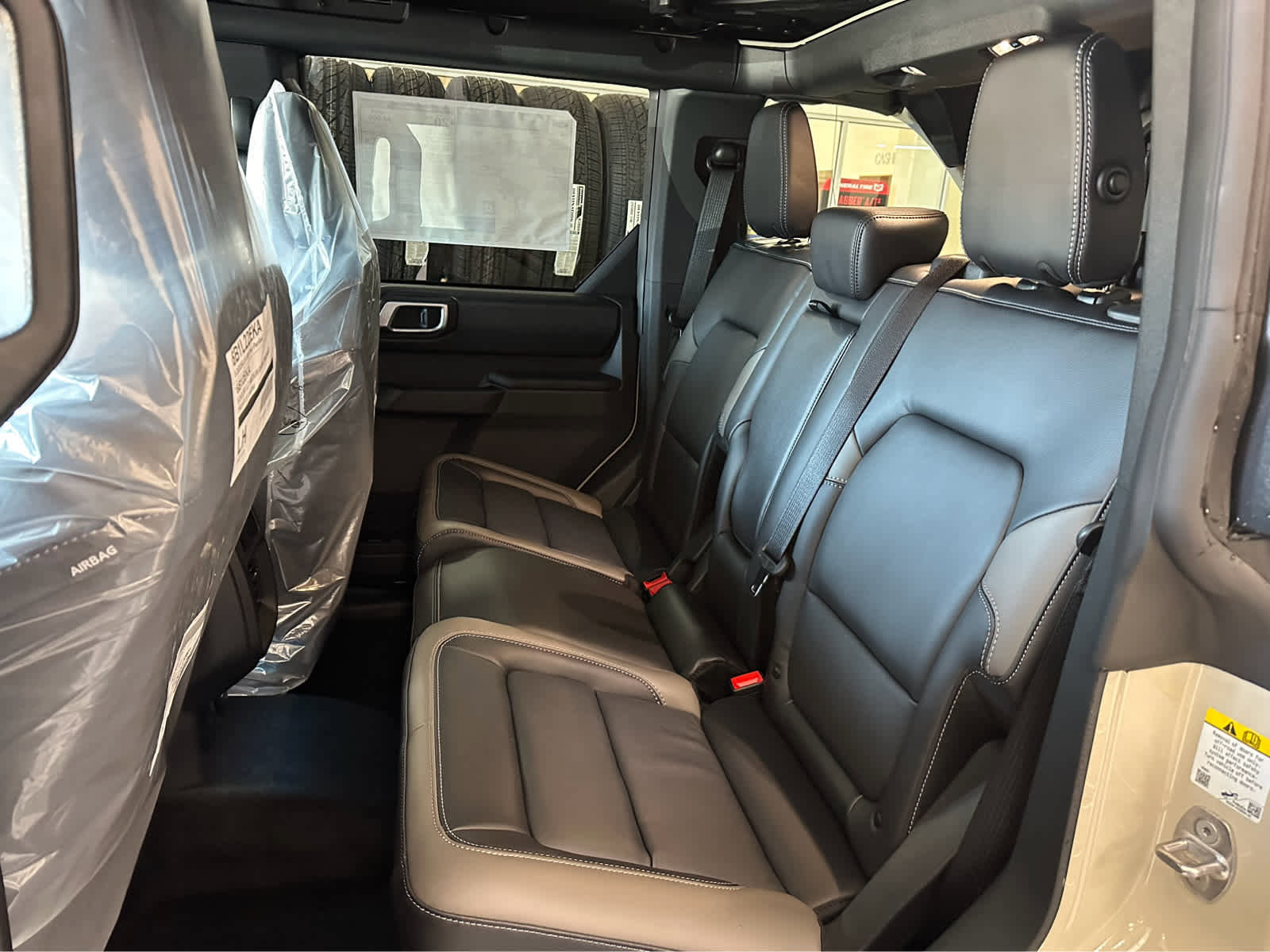 New 2026 Ford Bronco Outer Banks AWD/4WD image 13