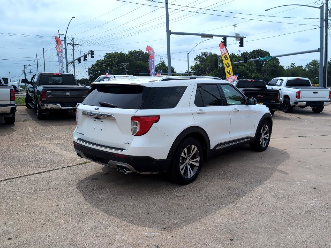 Used 2020 Ford Explorer Platinum w/ Premium Technology Package image 5