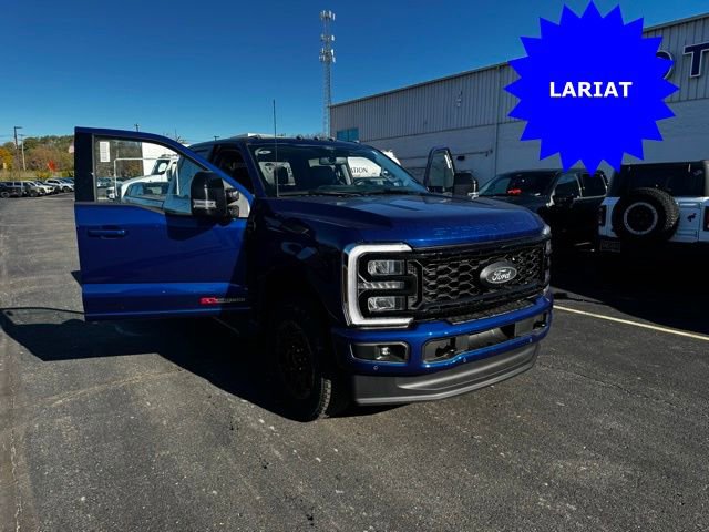 New 2026 Ford F350 Lariat w/ Black Appearance Package image 16