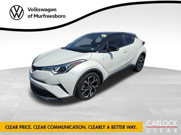 Used 2019 Toyota C-HR XLE FWD image 1