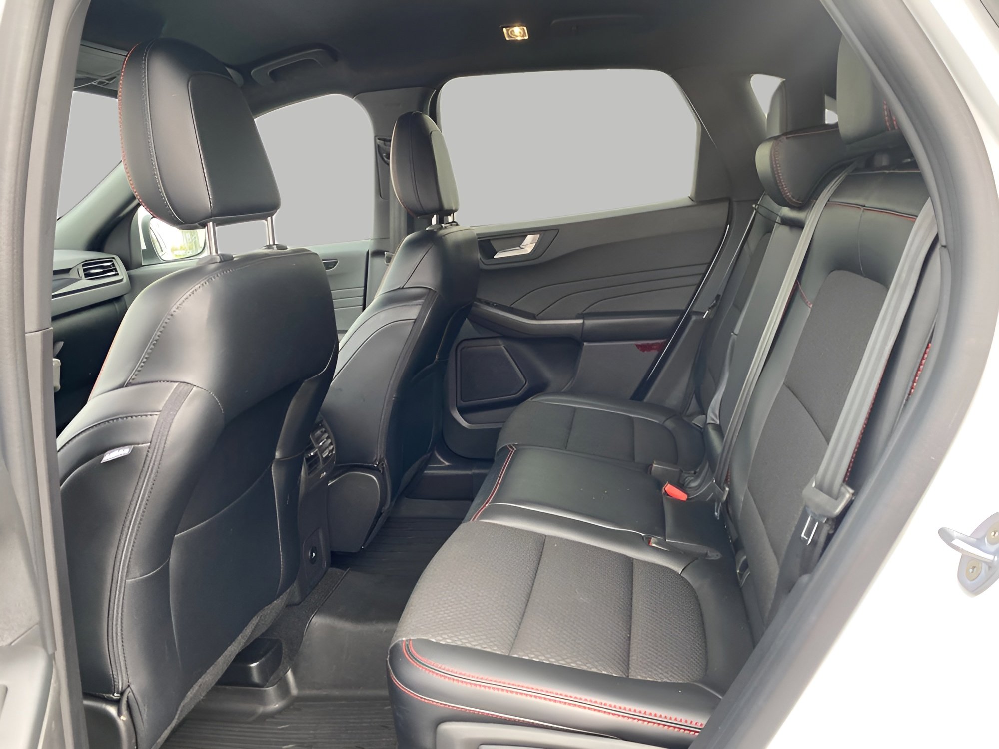 Certified 2023 Ford Escape ST-Line Select w/ Tech Pack #2 AWD/4WD image 19