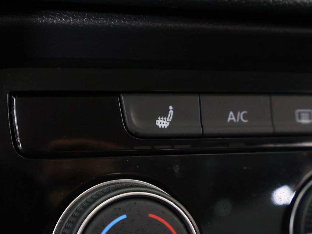 Used 2023 Volkswagen Taos SE FWD image 51