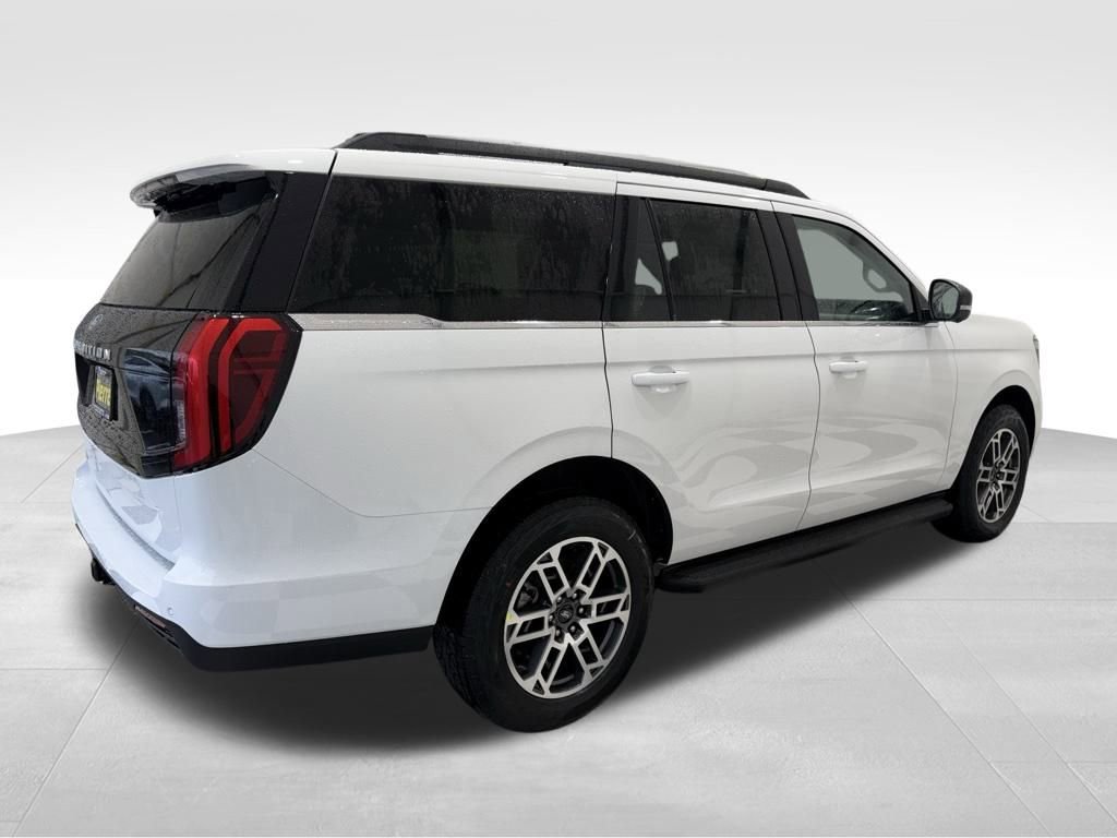 New 2026 Ford Expedition Active AWD/4WD image 10