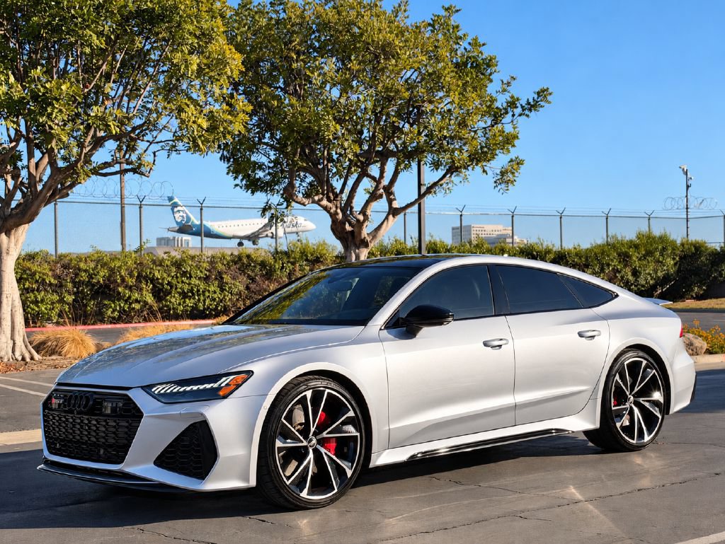 Used 2021 Audi RS 7 Sportback w/ Black Optic Package AWD/4WD image 10