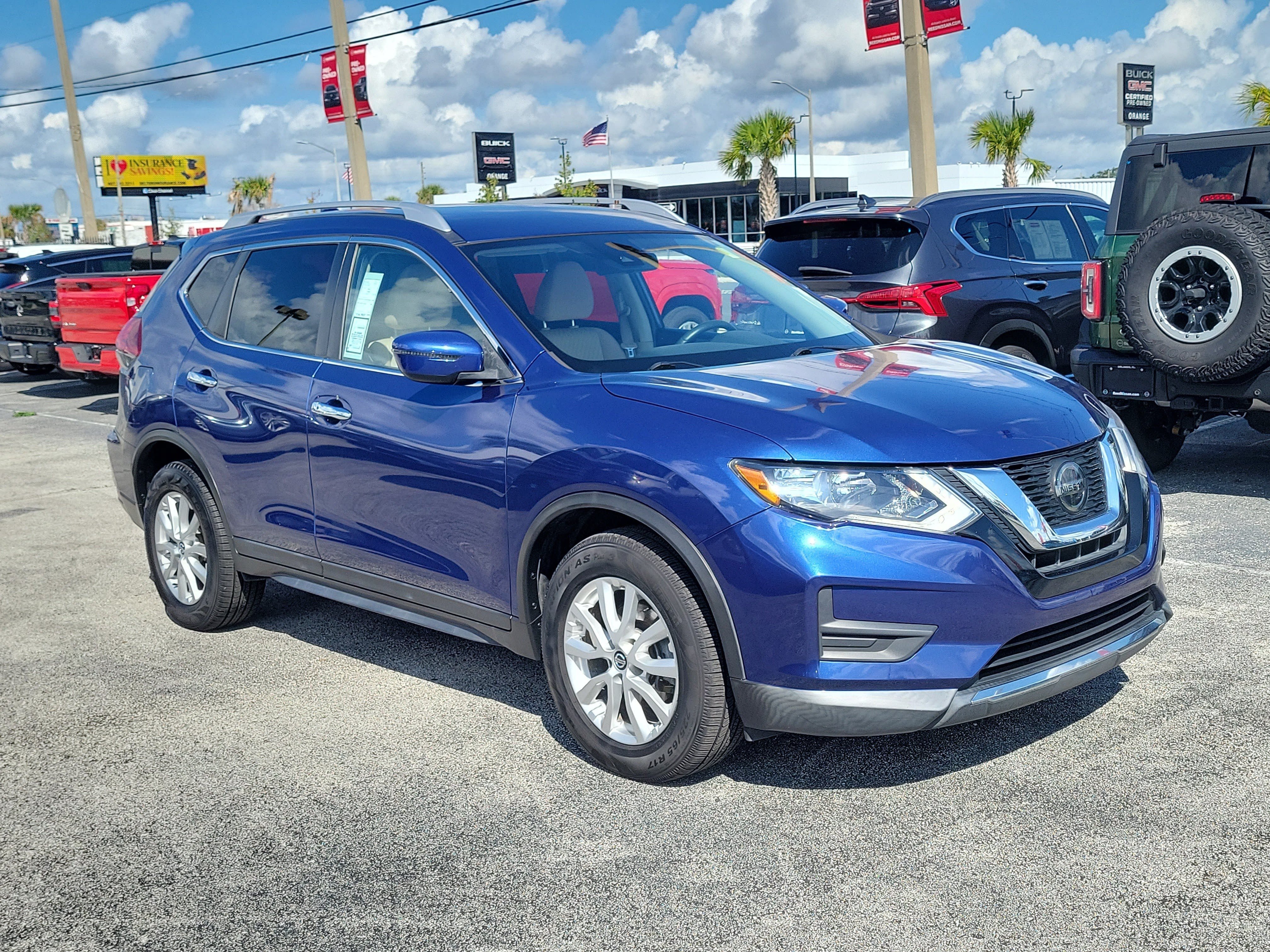Certified 2020 Nissan Rogue SV FWD image 3