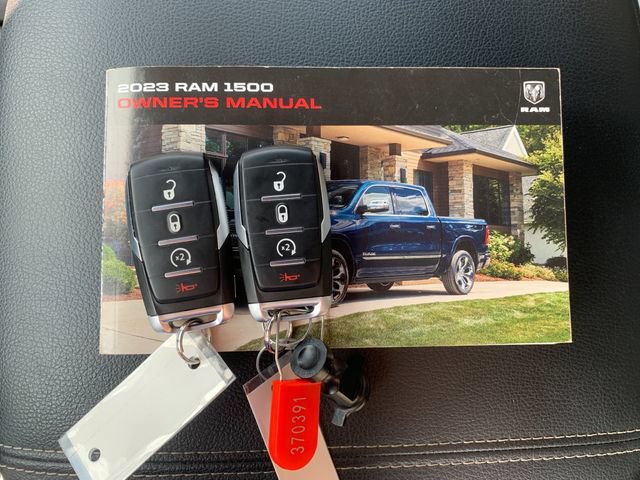 Used 2023 RAM 1500 Big Horn AWD/4WD image 9