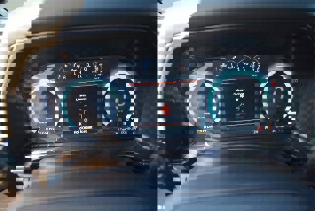 New 2025 Ford Ranger Lariat w/ FX4 Off-Road Package image 7