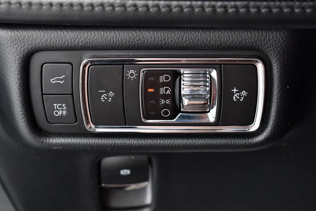 Used 2022 Lincoln Nautilus Reserve image 31