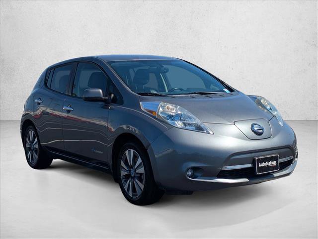 Used 2014 Nissan Leaf SL w/ Premium Package FWD video 3