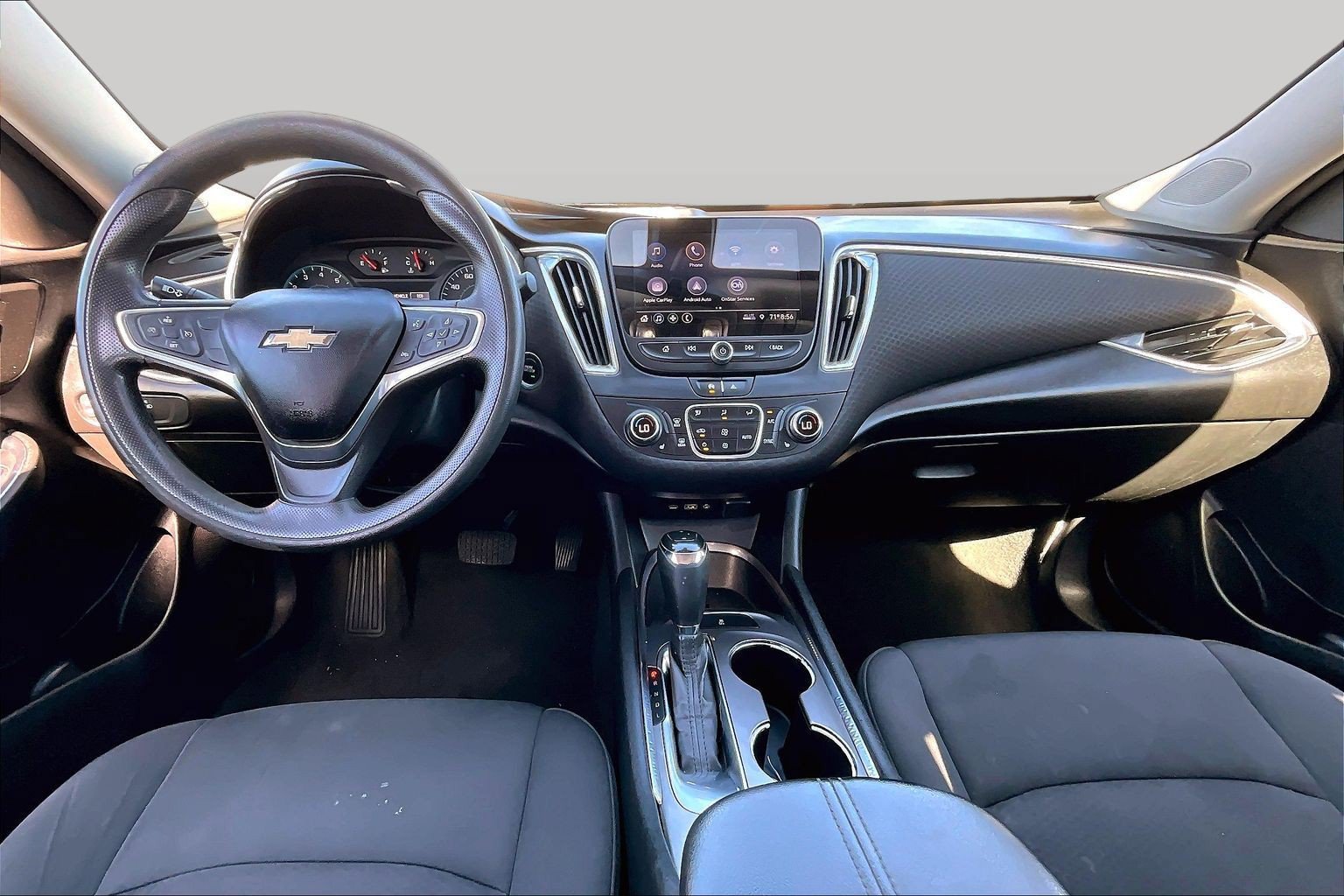 Used 2020 Chevrolet Malibu LT FWD image 13