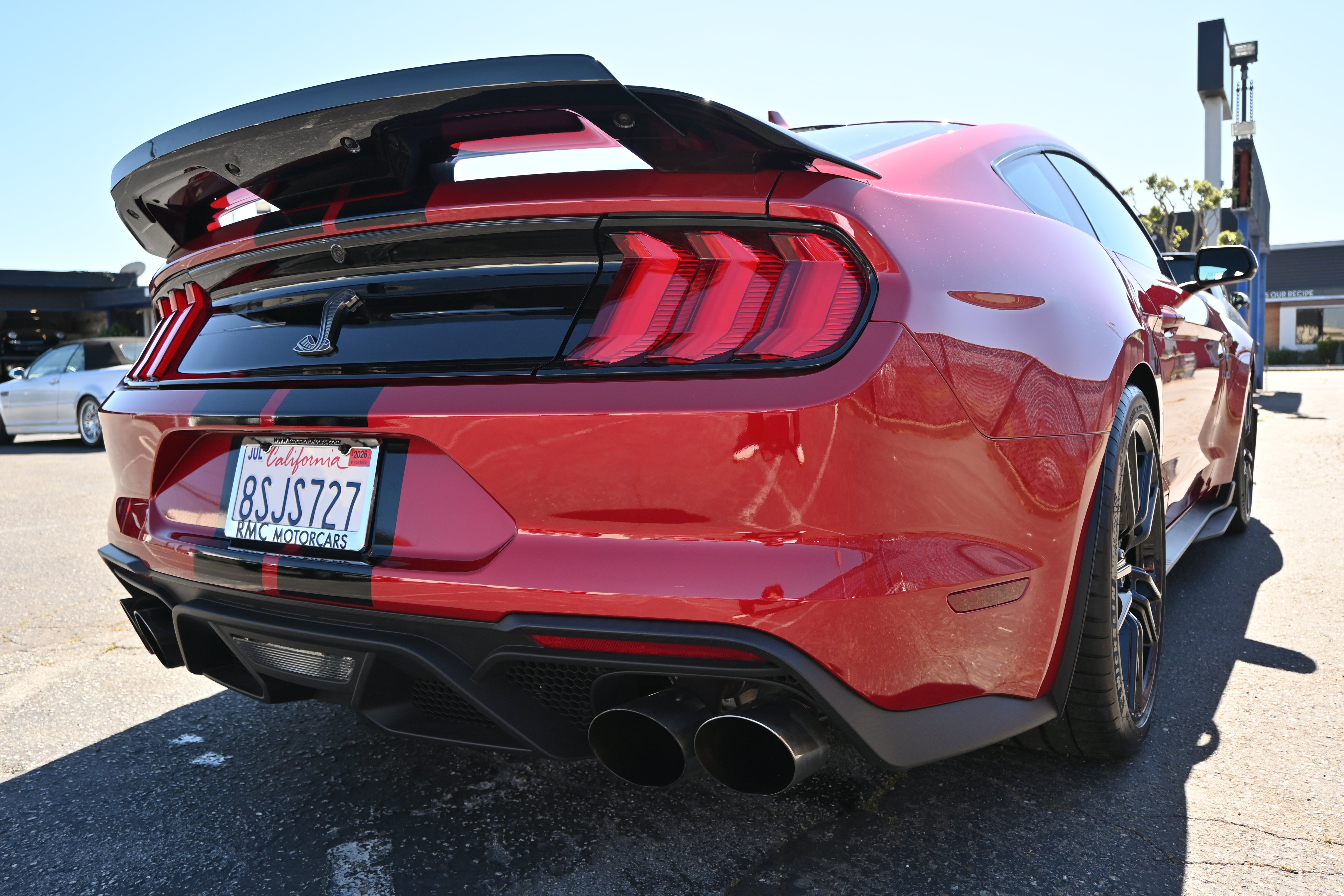 Used 2020 Ford Mustang Shelby GT500 w/ Technology Package RWD image 14