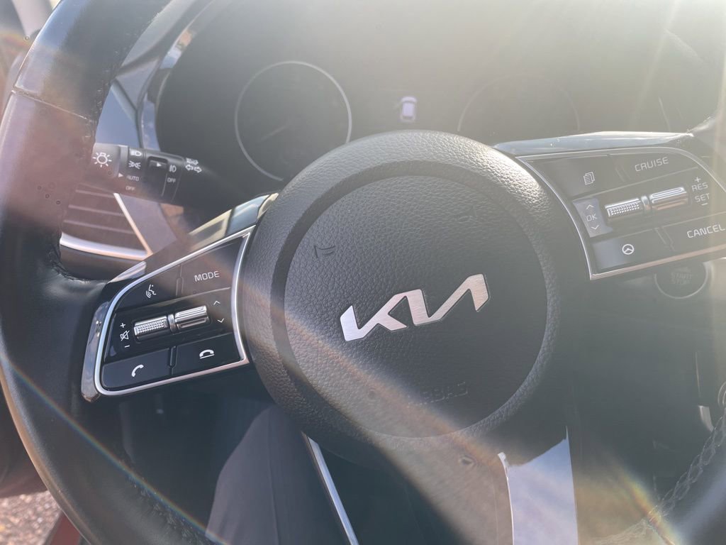 Used 2022 Kia Seltos Nightfall Edition image 18
