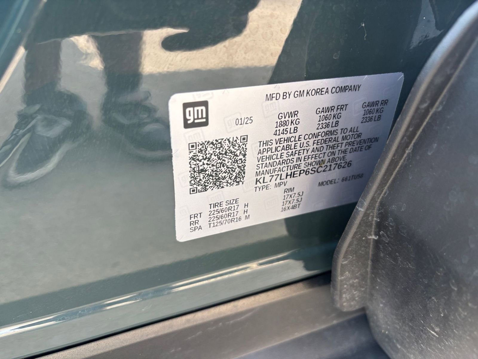 Used 2025 Chevrolet Trax LT FWD image 28
